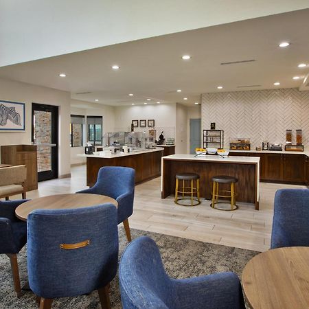 Staybridge Suites - Ames By Ihg Bagian luar foto